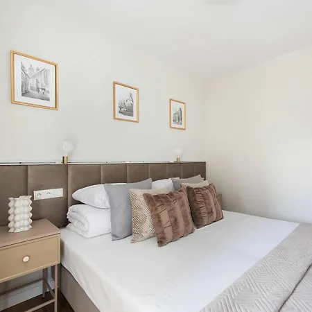 2-bedroom With Terrace&parking-krowoderska 52 * Krakau